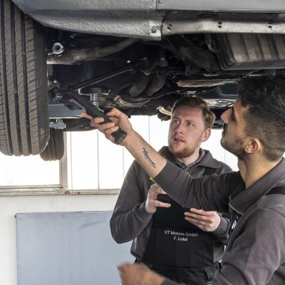 KT Motors Kfz Werkstatt Check